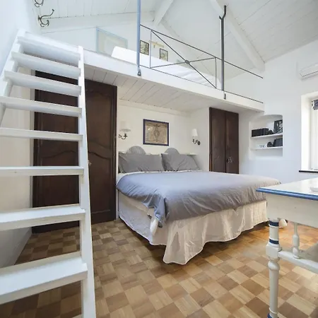 Hostdomus - Almare * Alassio